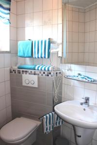 Et badeværelse på Gäste-Haus Rösch