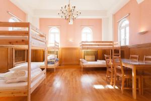 Letto o letti in una camera di Pronova Hotell & Vandrarhem