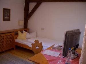 Postel nebo postele na pokoji v ubytování Pilgerhaus Bergen