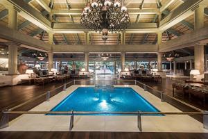 Bazén v ubytování Iberostar Selection Bavaro Suites - All Inclusive nebo v jeho okolí