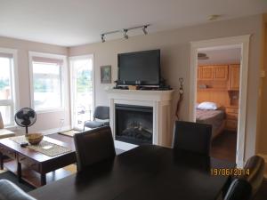 Gallery image of Kaslo Bay Condominium in Kaslo