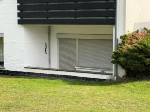 a building with a door with a window on it at Apartment Alex in Hildesheim