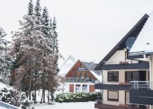 Το Appartement Brink Am Waltenberg 57-59 τον χειμώνα