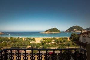 a view of the beach from a balcony at La Galería in Donostia-San Sebastián +31 photos