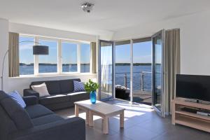 Μια τηλεόραση ή/και κέντρο ψυχαγωγίας στο Penthouse XL Veerse Meer