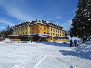 Hotel Vezzena v zimě