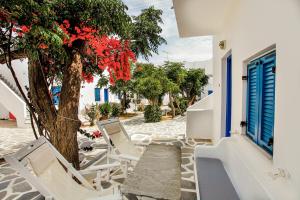Foto da galeria de Acrogiali Beachfront Hotel Mykonos em Platis Gialos, Mykonos
