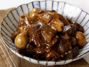 a bowl of food with meat and olives at KOKO HOTEL Nagoya Marunouchi in Nagoya