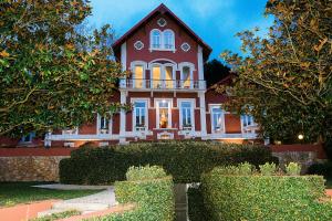 Um jardim em Challet Fonte Nova