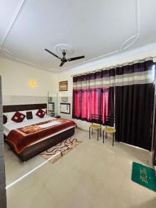 Gallery image of The Paradise Inn in Katra