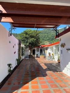 an external view of a house with a patio at Casa Girasoles in Orizaba