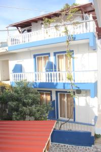 A balcony or terrace at Nikos Studios Meltemi Family Suite Penthouse
