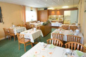 Restaurace v ubytování Hotel Zum kühlen Grunde