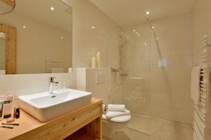 Kupatilo u objektu Hotel Ritterhof Ellmau