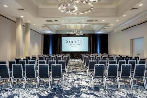 a conference room with chairs and a projection screen at DoubleTree by Hilton San Jose in San Jose +34 photos