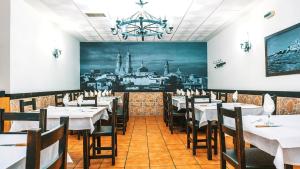 Ресторан / где поесть в Hotel Restaurante Caracho