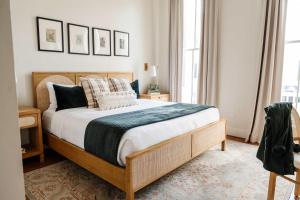 a bedroom with a large bed in a room at Expansive 7 Bedroom Home Heated Pool & Spa in New Orleans