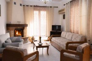 Stratigato Garden Getaway near Chios Town tesisinde bir oturma alanı