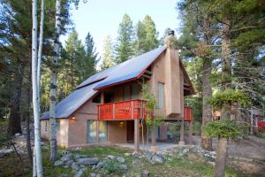 Gallery image of Cottam's Lodge by Alpine Village Suites in Taos Ski Valley