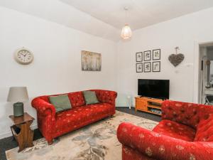 Gallery image of Oak in Inveraray