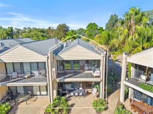 an aerial view of a house at Elsinor 4 in Mulwala