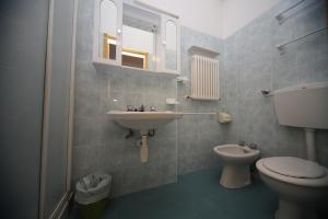 Koupelna v ubytování Hotel Lugano