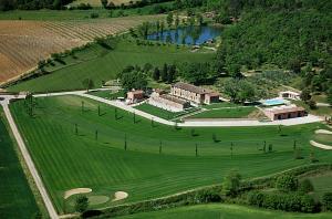 Táj Show country houses közelében