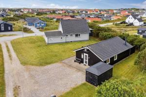 an overhead view of a house in a village at 1375-Thisted-Nordsovej-15 in Nørre Vorupør
