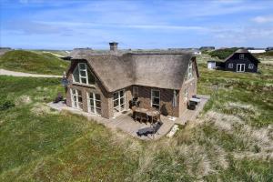 an aerial view of a house in a field at VK233-Harboore-Doblervej-83 in Harboør