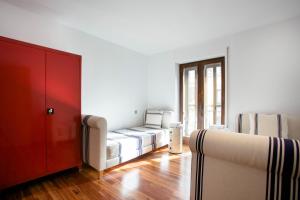 Łóżko lub łóżka w pokoju w obiekcie Alderdi Eder by People Rentals