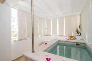 The swimming pool at or close to Antinea Suites Hotel & Spa