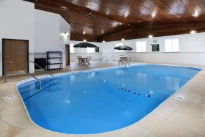 Gallery image of Baymont by Wyndham Auburn in Auburn