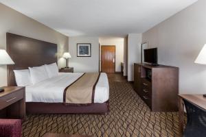 Gallery image of Baymont by Wyndham Auburn in Auburn