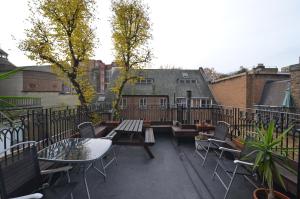 Balkón nebo terasa v ubytování Parkwood Hotel