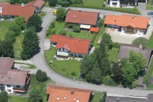 arial view of a house in a suburb at Fewo Bergruah in Bad Bayersoien