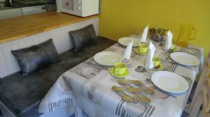 Nápoje v ubytování Apartamentos Grifo Vacances Grizzly