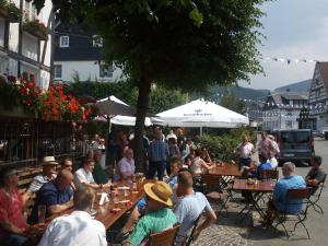 Hosté ubytování Hotel Gasthof Zu den Linden
