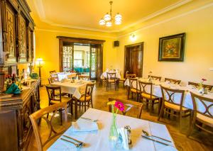 Restaurace v ubytování Manor House
