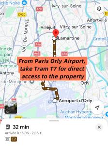 a screenshot of a map with a red dot at Paris maison-4min à Métro7-18min au centre de Paris in Villejuif