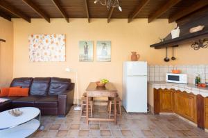 Kuchyň nebo kuchyňský kout v ubytování Casa Rural Tile