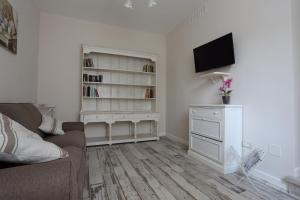 A television and/or entertainment centre at Ambrosio Relais