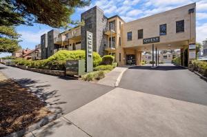 an empty street in front of a building at Quest Warrnambool in Warrnambool