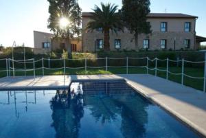 Bazén v ubytování Hotel Villa Monter nebo v jeho okolí