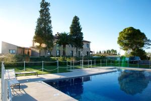 Bazén v ubytování Hotel Villa Monter nebo v jeho okolí