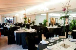 Restaurace v ubytování Hotel Villa Monter