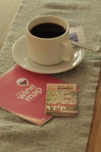 Comodidades para preparar café e chá em Hotel Xumec Mendoza