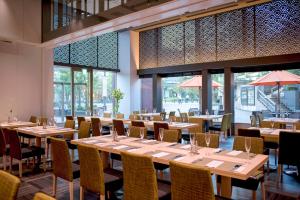 Restaurace v ubytování Hotel Metropolitan Edmont Tokyo