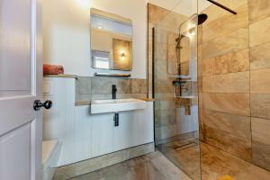 a bathroom with a sink and a shower at 2 Bed in Coldstream oc-t30042 in Coldstream +14 photos