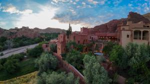 an aerial view of a house in the mountains at Maison d'hôtes de charme Kasbah de Mimi Gorges du Dades in Aït Yous