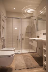 A bathroom at Il Leone Blu